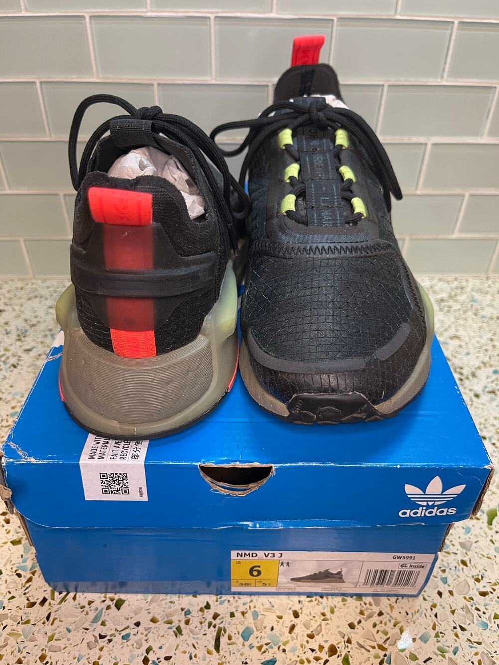 adidas NMD_V3 Black Red Lime Running Shoes GW5991 Women’s Size 7.5 (6Y)